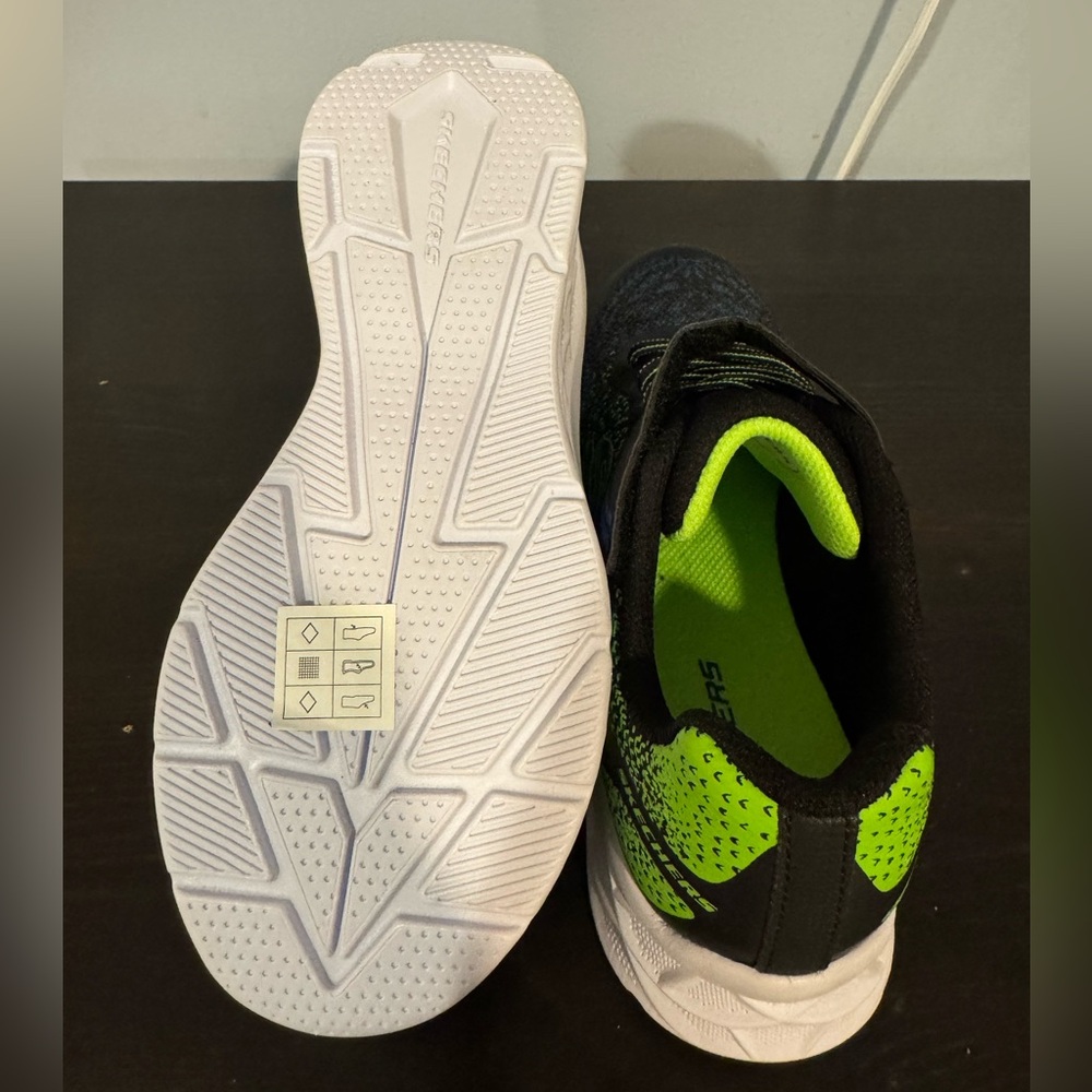 Skechers Microspec II Sneakers - Picture 8 of 12